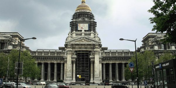 1024px-justitiepaleis1_600x300_acf_cropped